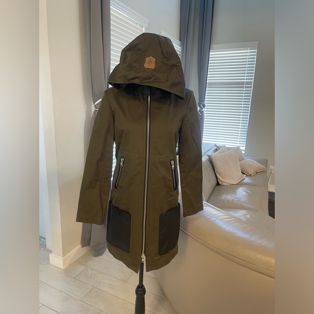 Mackage Montreal cotton with leather pockets and trim rain hoodie jacket XXS